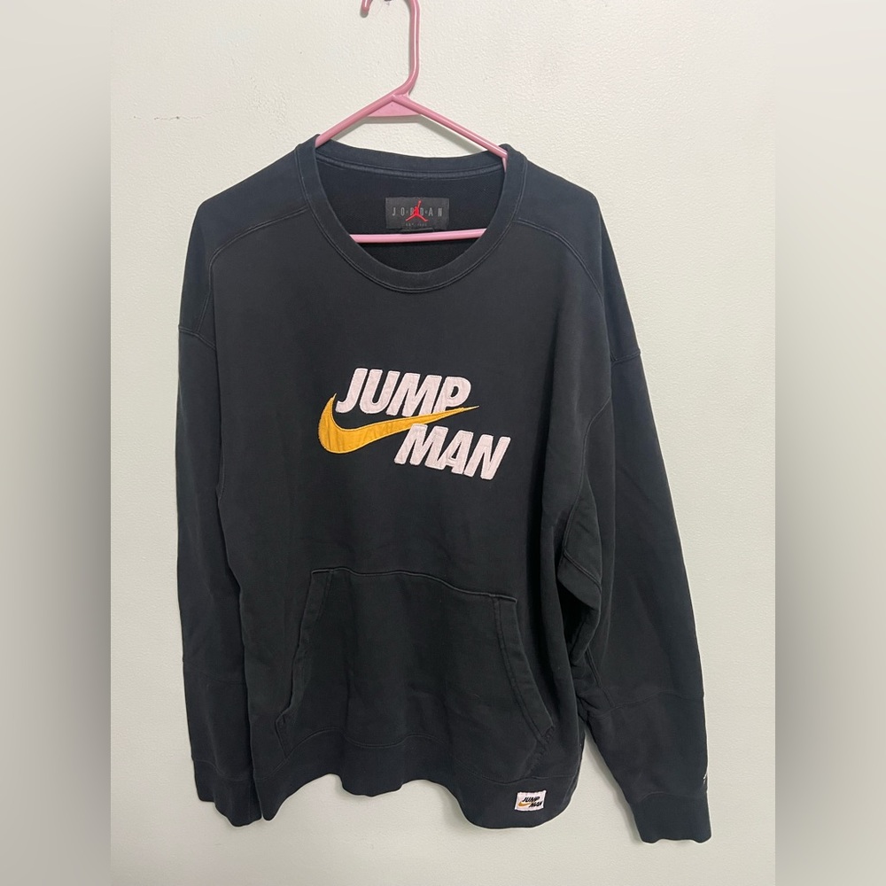 Jordan
Jump Man crewneck sweatshirt